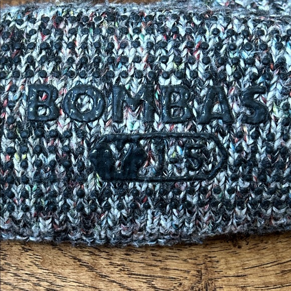 Bombas Gripper Slippers Booties Cozy Knit Multicolor Youth Shoe Size 1 - 5 - Picture 2 of 9